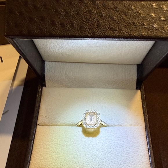 Angara Jewelry - Elegant Gold Ring with Pink Morganite Stone